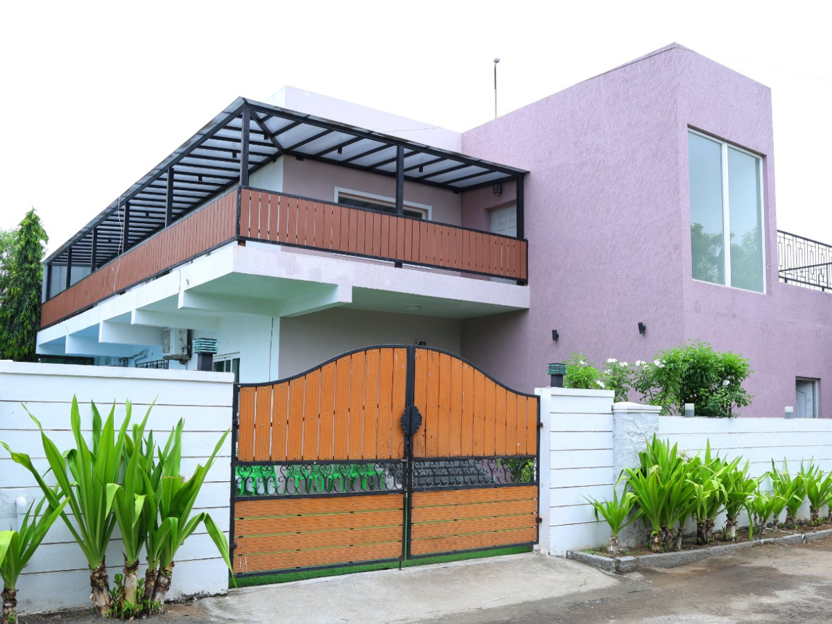 Emirates Luxury Beach Villa