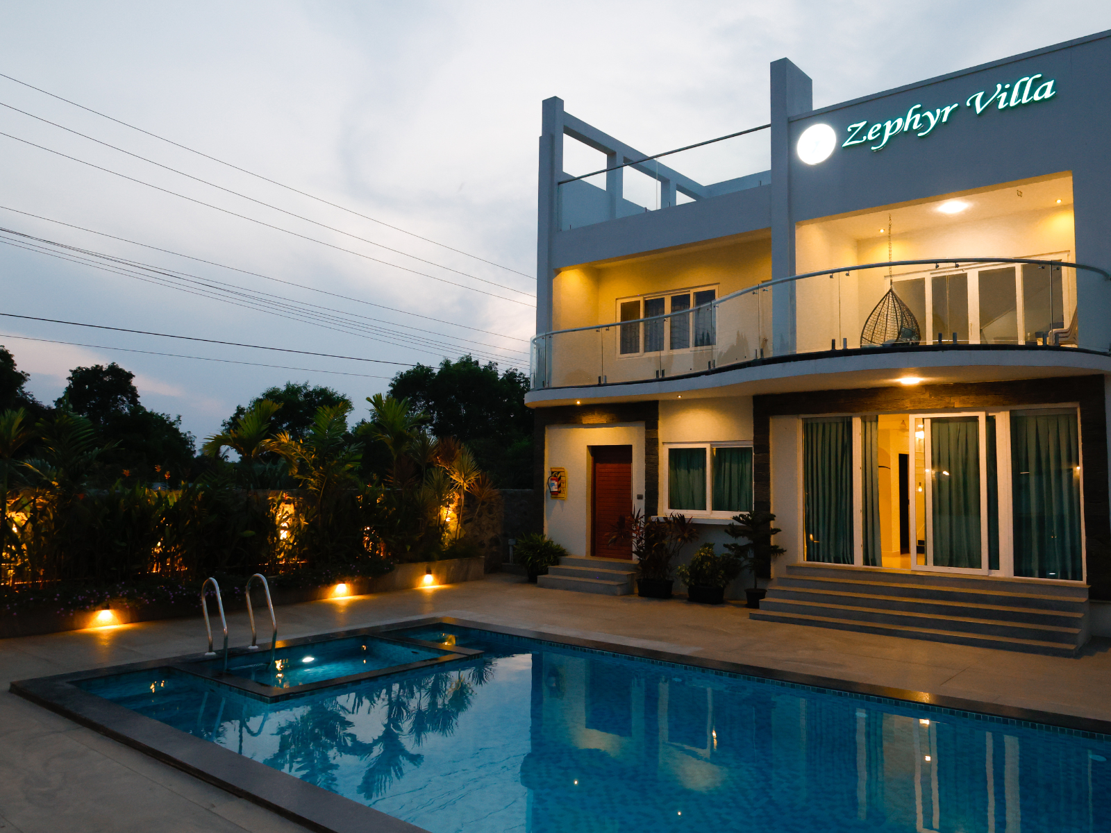 Zephyr Villa
